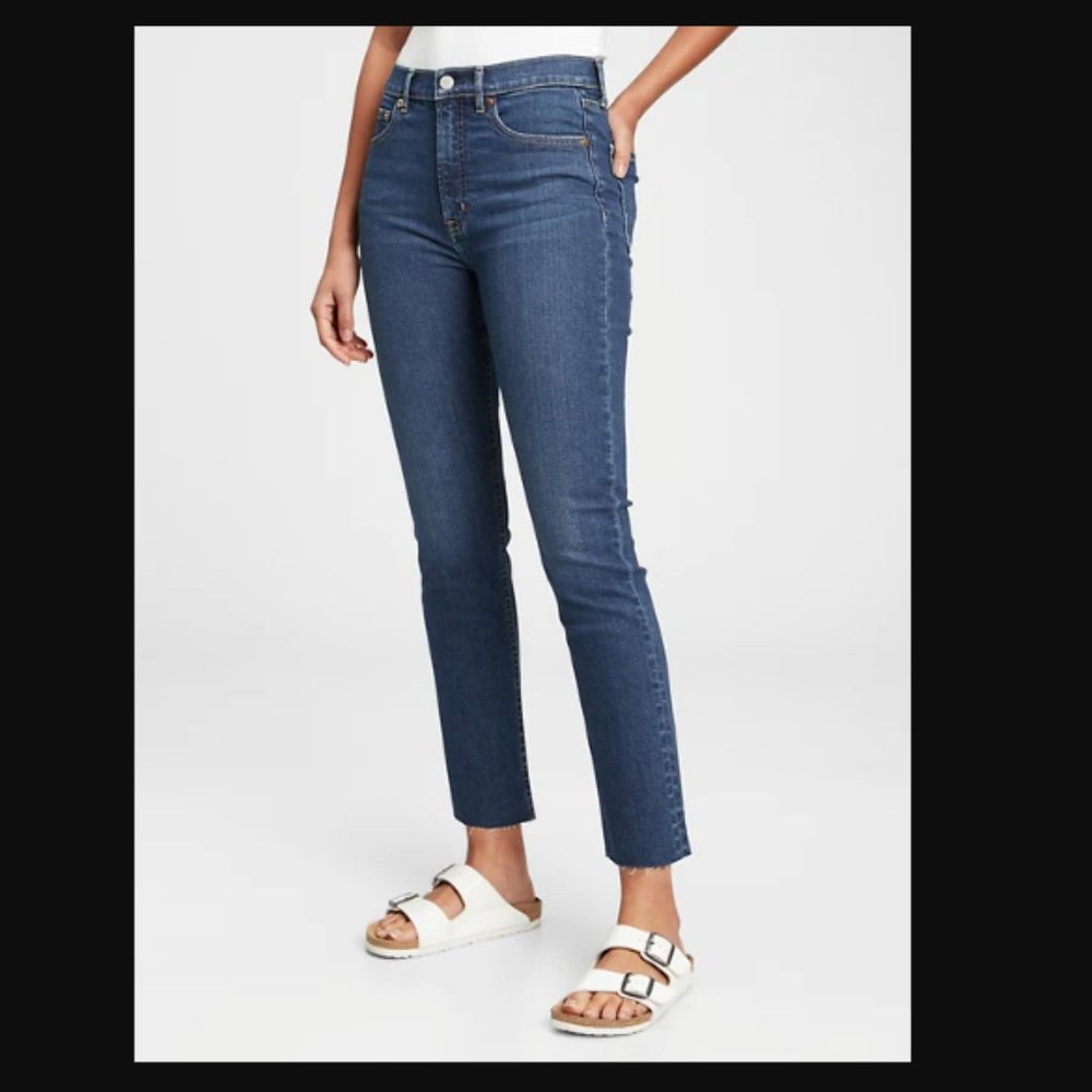 High Rise Cheeky Straight Jeans with Washwell